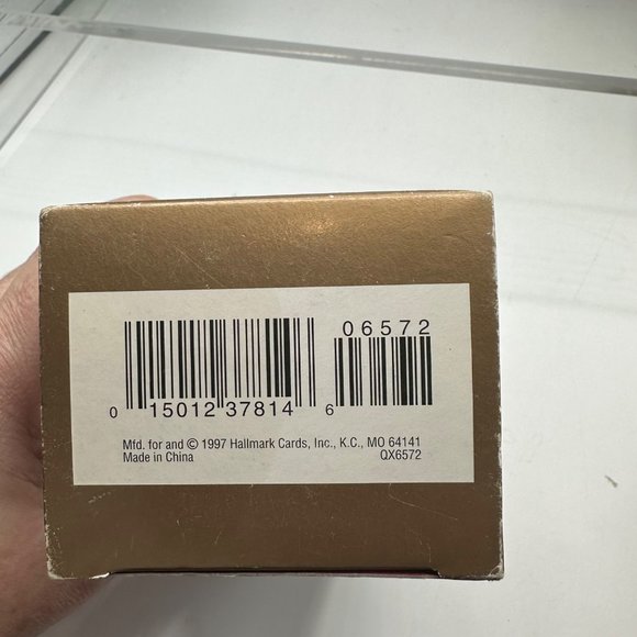 Hallmark Keepsake Ornament The Perfect Tree Tender Touches Mouse Vintage 1997 - Picture 5 of 7